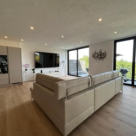 Wellness-villa Am Nuerburgring Mit Pool, Sauna Und Eifelpanorama Вилла Baar (Rhineland-Palatinate)
