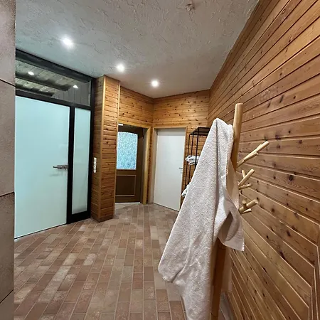 Wellness-villa Am Nuerburgring Mit Pool, Sauna Und Eifelpanorama